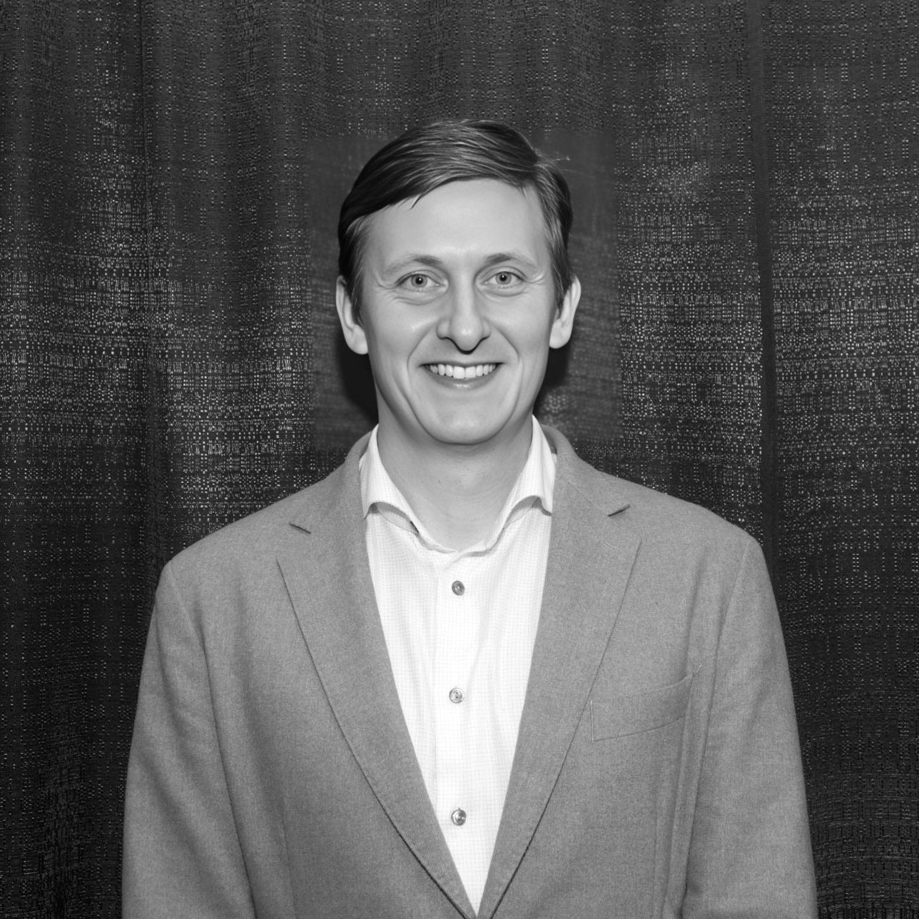 Portrait of Dr. Joseph Eibl, co-founder of FloSonics Medical